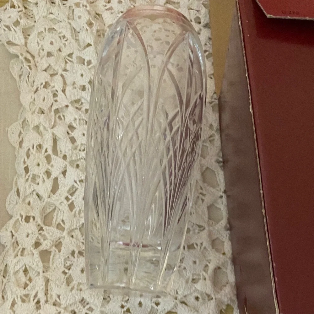 Elegant Crystal Vase by Gorham - Picture 4 of 5
